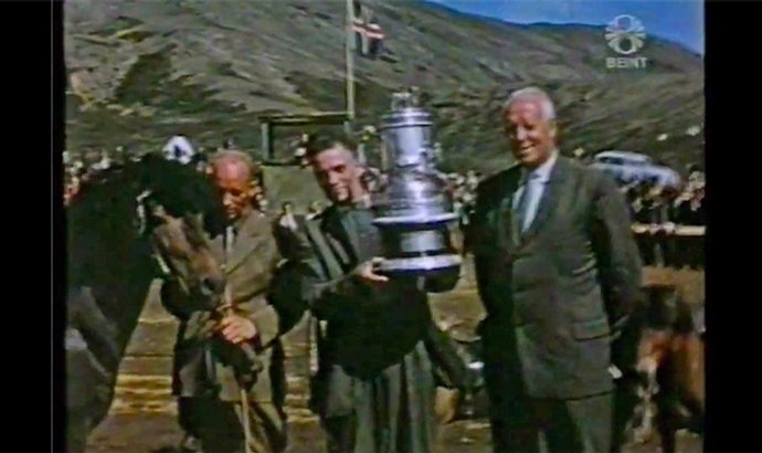 Historische Filmbilder: Landsmót 1958 Þingvellir