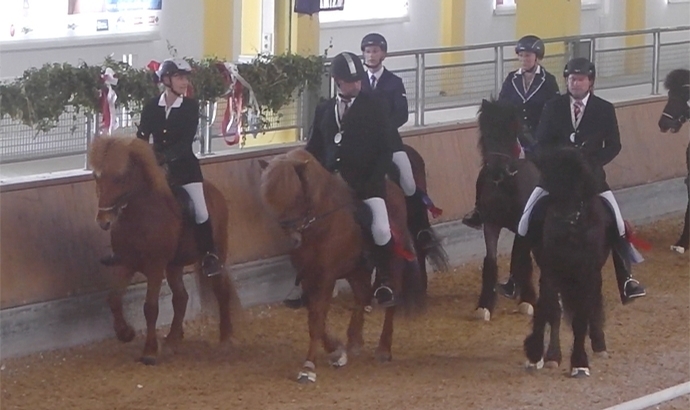 Stadl-Paura: Gold für Irene, Lea, Jens, Lena, Anastasia