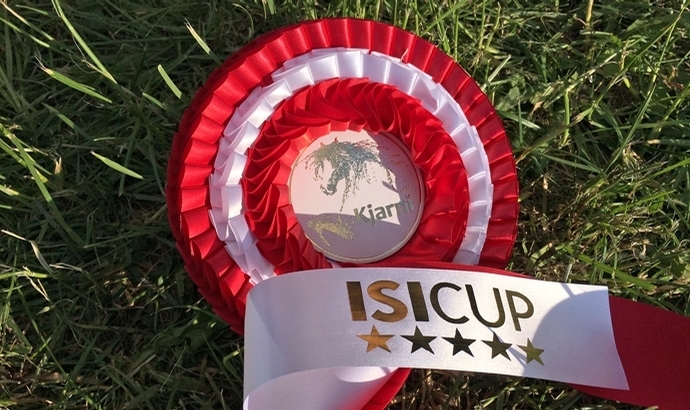 ISICUP: Charlotte & Søren flott, Kristine toppt Y.V1