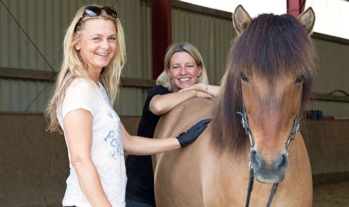 Nicole und Ines wuppen Hirtenhof gemeinschaftlich