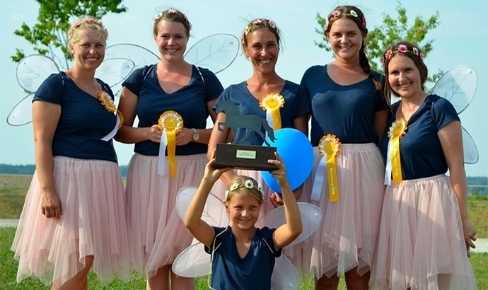 Bayern-Cup: Glitzerfeen machen das Rennen
