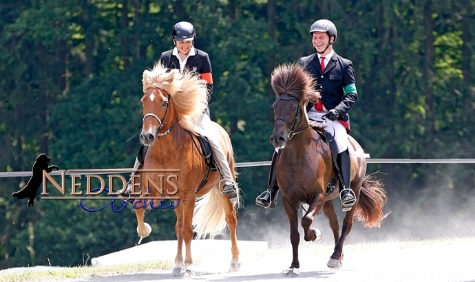 Trappistenhof: Sophia, Lea, Jin, Susanne top / Album