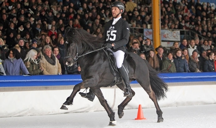 Ice Horse: Video-Nachlese vom starken Viergangpreis