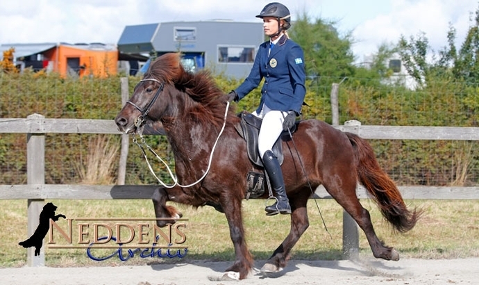 P’championat: Josefin, Dennis, Sarah an T2-Spitze