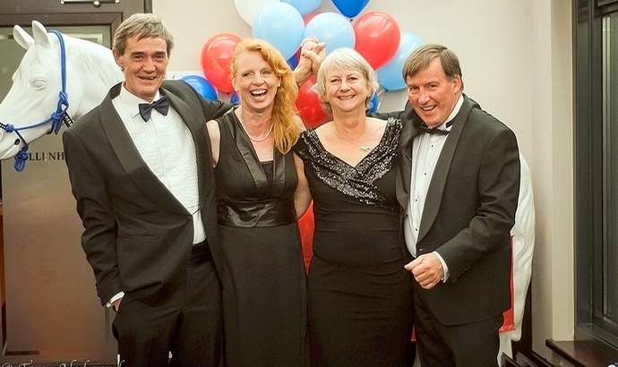 Blom, Casimir, Rike, Groven strahlen bei Gala in NL