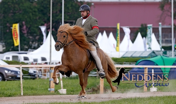 EOA Neuss: F2-Gold an Dieter & Djákni, flotte Feldmänner