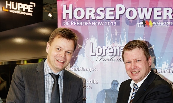 WM-Partner HÜPPE beglückt 6 Gewinner mit VIP-Tickets
