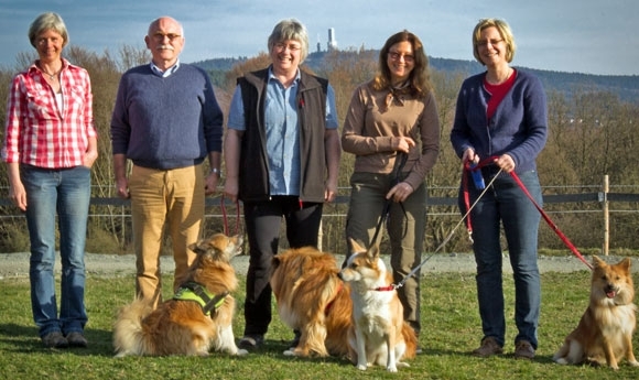 Akazienhof in Hundehand: JHV der Islandspitz-Freunde