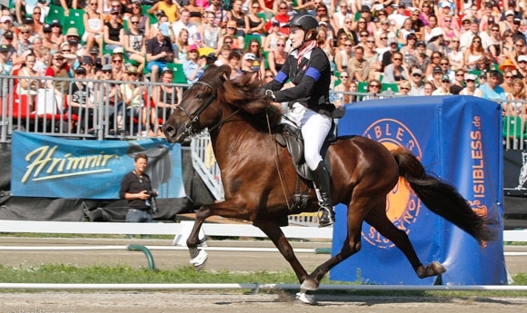 WM live: Lara Balz (YR/CH) holt F1-Gold, Lizzy Silber