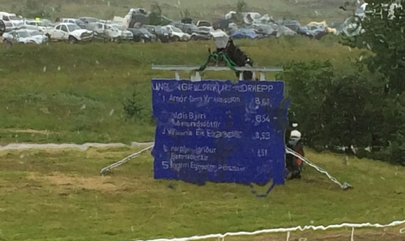Landsmót steht still: Nix da mit ‘feucht-fröhlich’ … schade!