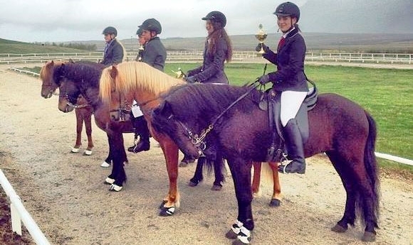 Tolle Truppe von Hörður feiert Top-Turnier in ‘Moso’