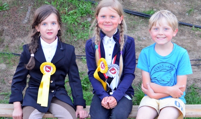 N’heide: T4 an Katharina, Gold für Conny, Pia, Karla