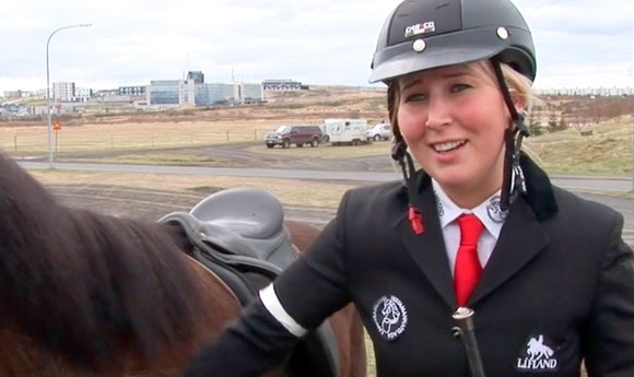Reykjavík: T3-Video, Interview mit Helga Una Björnsdóttir