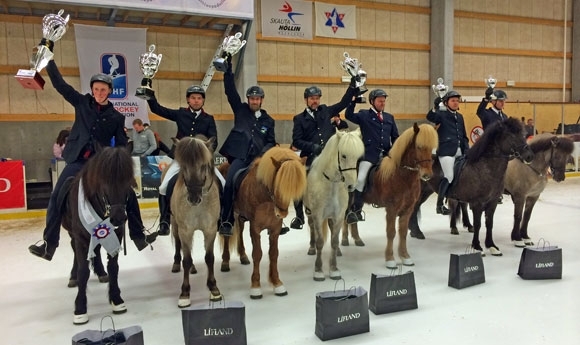 Þórarinn Ragnarsson und Þytur vergolden Ístölt 2014