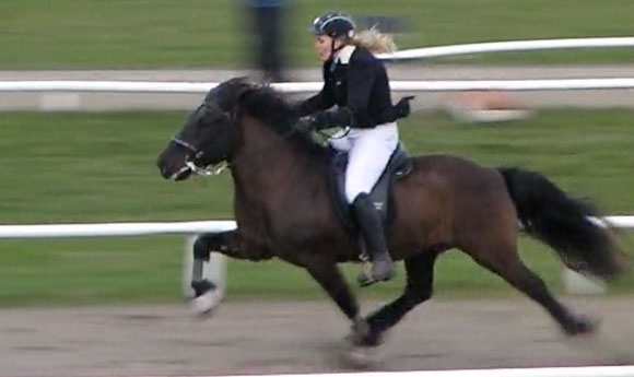 ISICUP M’hof: Tanja und Magnús mit PP1-Krimi / Video