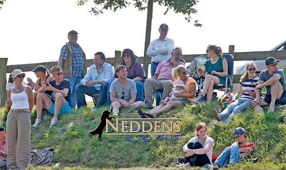 FIZO @ DIM: Neddens-Fotoalbum, Óskadís holt die 10,0