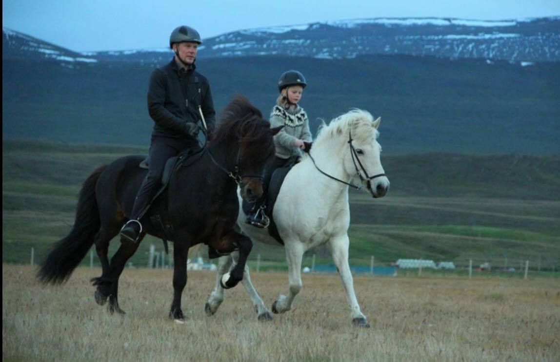 Interview with Tóti and daughter Þórgunnur