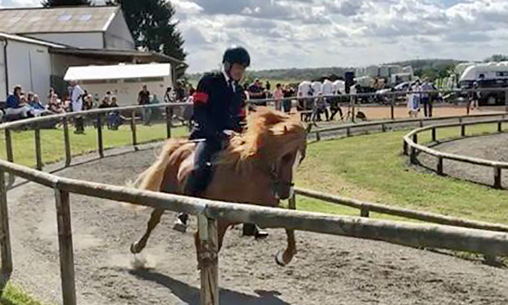 Stymmi, Naty, Brynja toppen Qualitag Federath