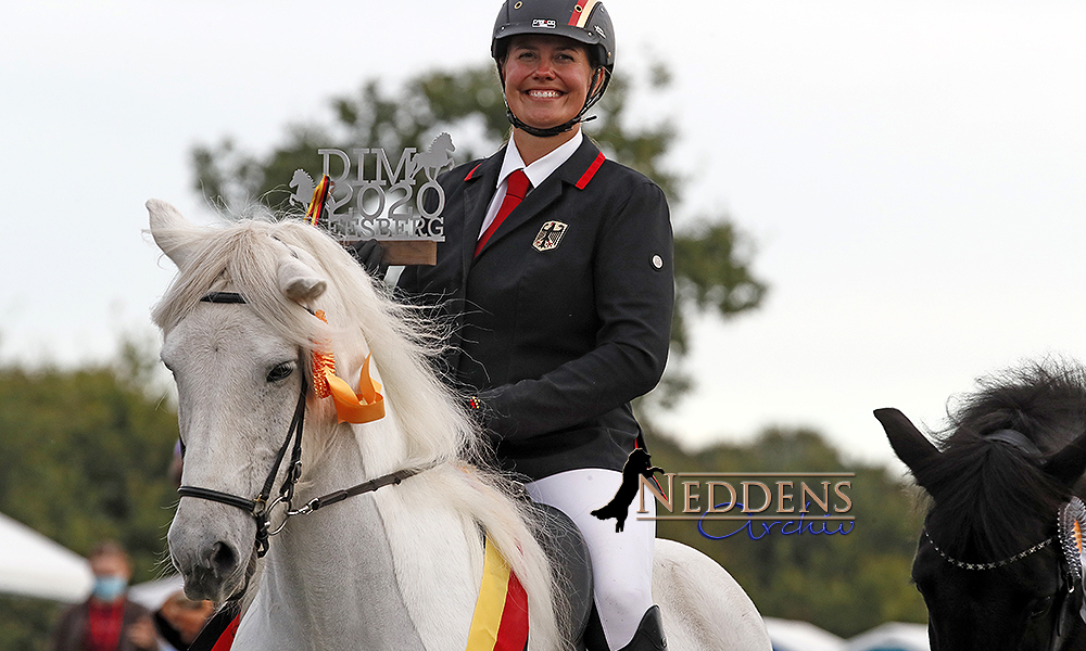 Day 4 at DIM: Lisa wins C4, Ilka wins in Dressage!