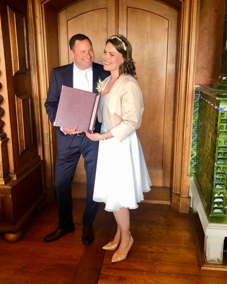 Wedding bells for Oliver and Caroline in Switzerland