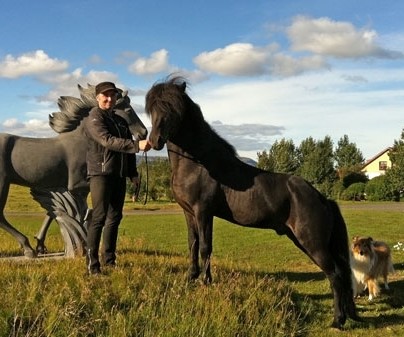 In the coffee room 1: Blesastaðir