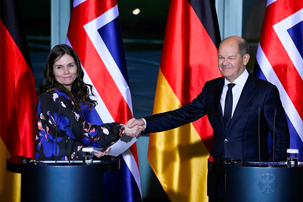 Islands Premierministerin zu Gast in Berlin / Video