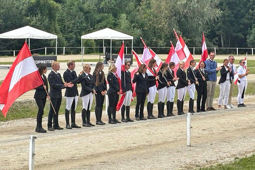 Grüß Gott, Team Austria: Equipe für Birmenstorf