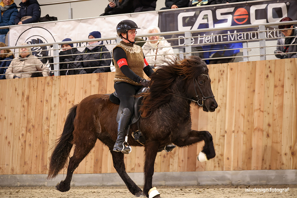 VM: Spitzen der T1 /T3 an Vicky und Regina