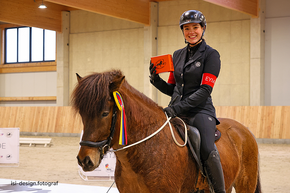 VM: Lotti, Nicole, Elfa vergolden Tölt-Finals