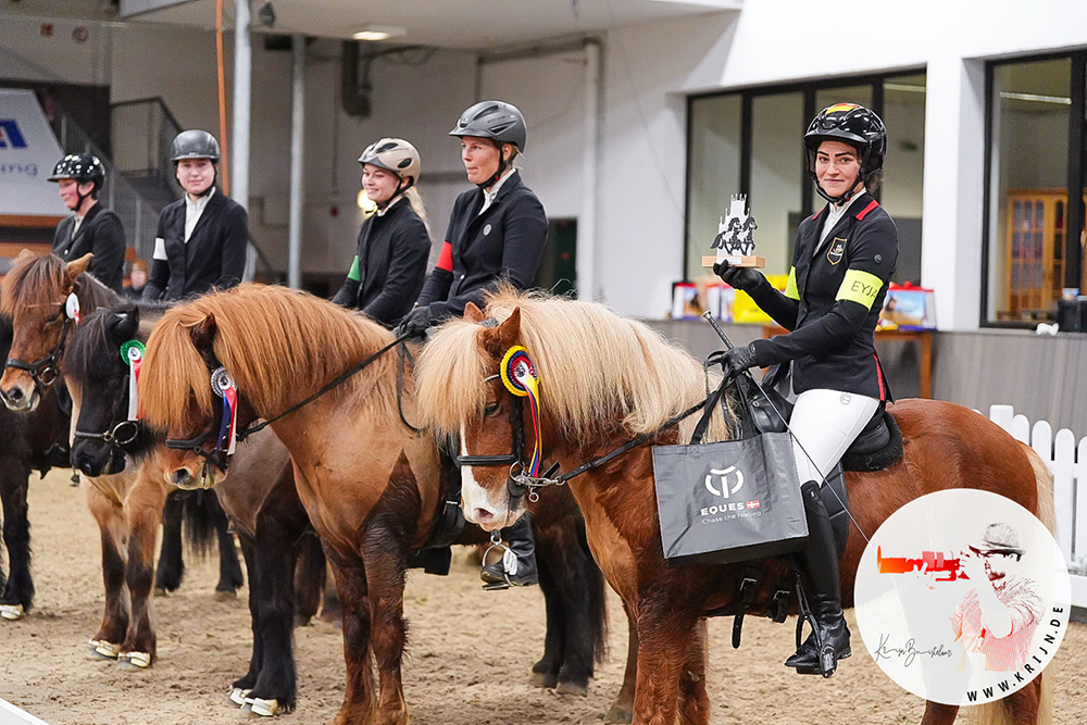 VM: Johanna und Lia gewinnen Viergangpreis