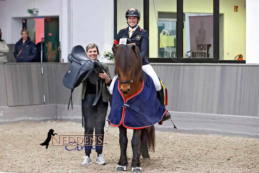 VM: Viergang-Victories für Elli & Mars, Lale & Emílía