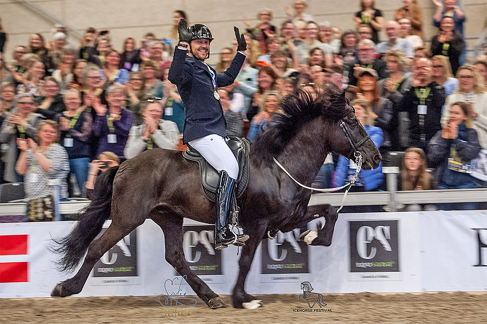 Icehorse Festival vom 9.-12.4. live bei EYJA TV